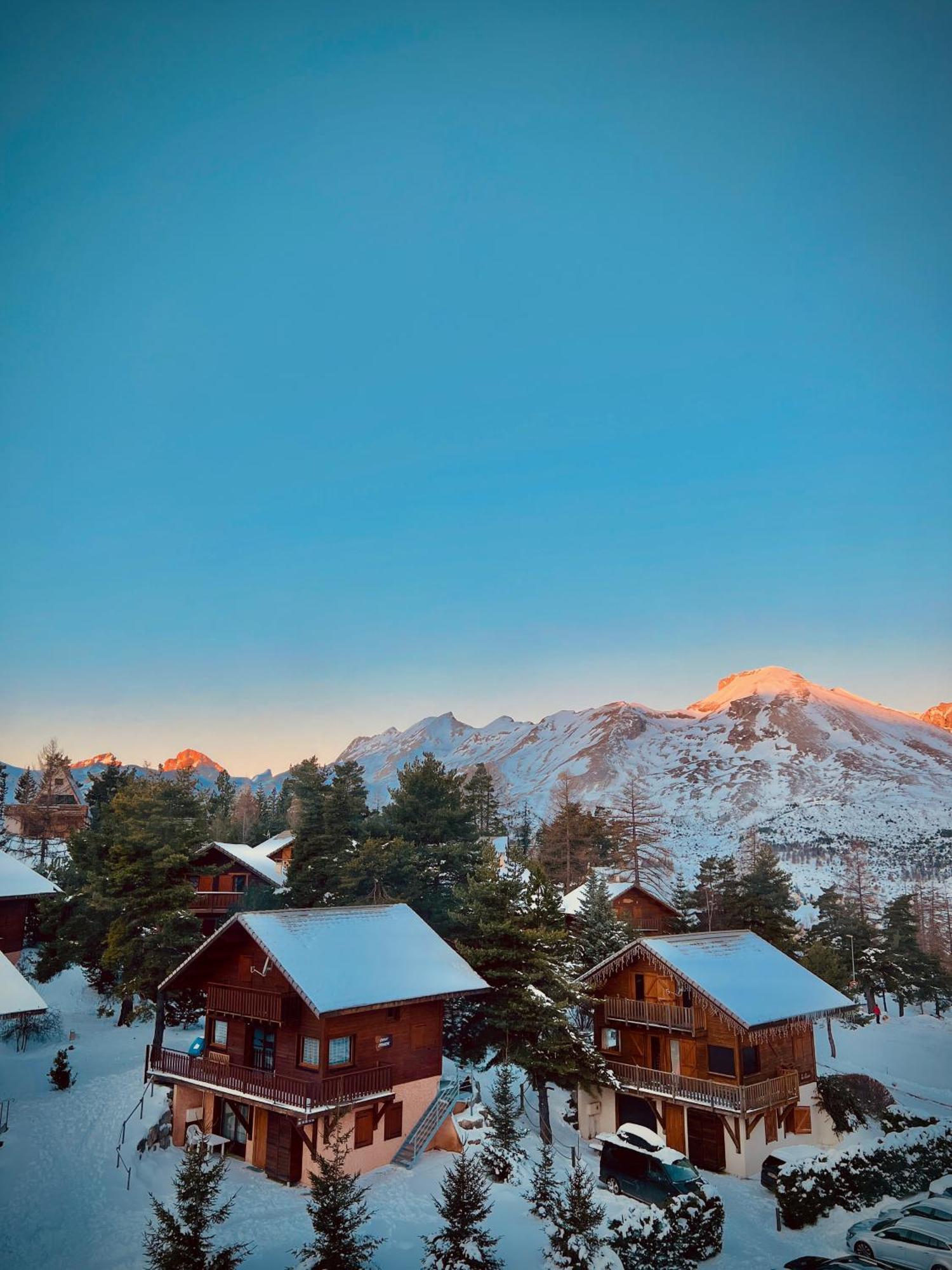 Апартаменти La Joue Du Loup, Aux Pieds Des Pistes Et Vue Sur Montagnes Екстер'єр фото