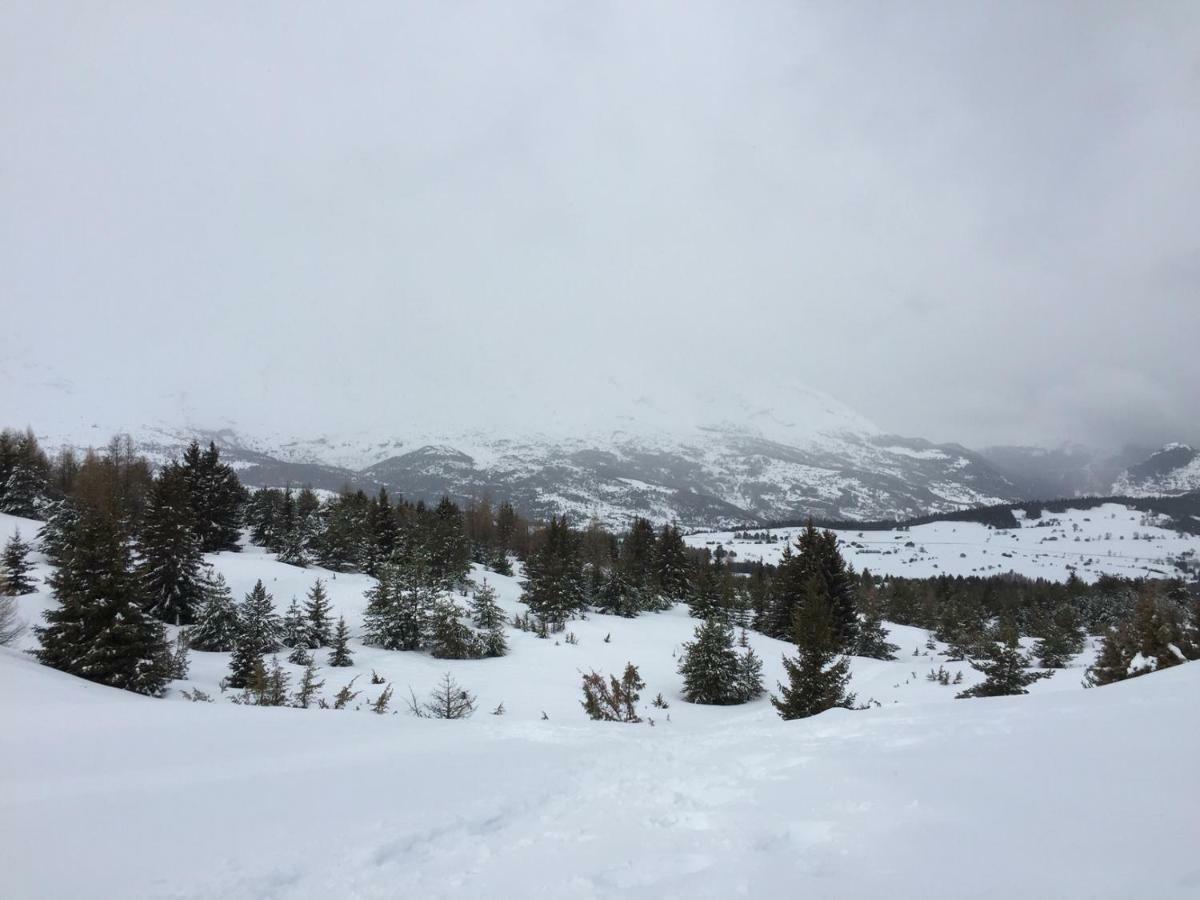 Апартаменти La Joue Du Loup, Aux Pieds Des Pistes Et Vue Sur Montagnes Екстер'єр фото